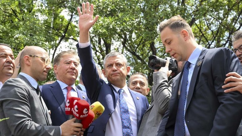 Özgür Özel yeni parti planını açıkladı - Sözcü Gazetesi